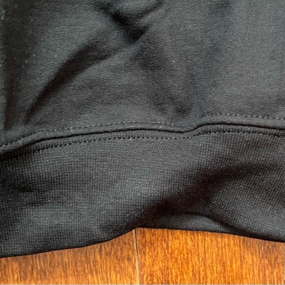 Bring Me the Horizon Band Crewneck Sweatshirt, Warped Tour, 2000s, Small NWOT - Picture 5 of 8